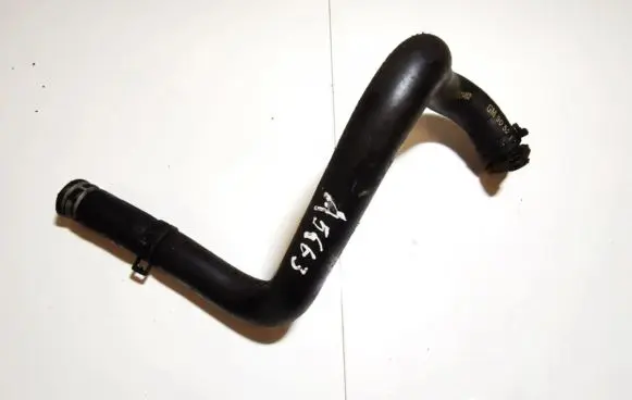 Opel Vectra B Breather hose/pipe 90528192