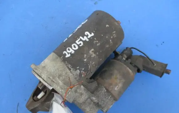 Toyota Corolla E110 Starter motor