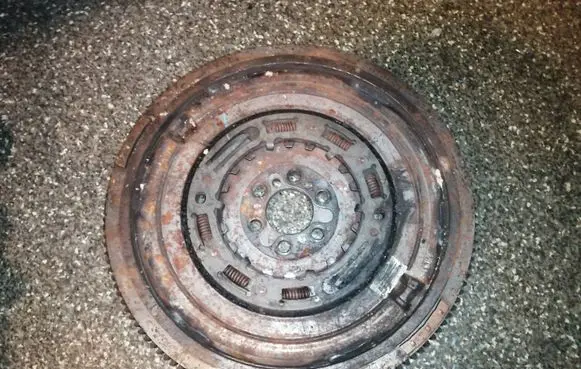 Fiat 500L Flywheel