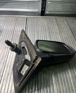 Toyota Yaris Front door electric wing mirror E1010673 879100D01000