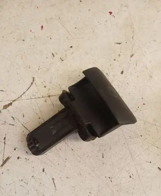 Volvo XC90 Hand brake release handle 8683963