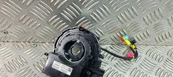 Toyota C-HR I Airbag slip ring squib (SRS ring) 89245F4010