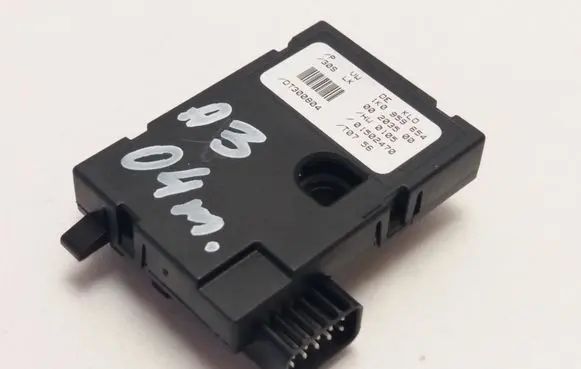 Audi A3 S3 8P Steering angle sensor 1K0959654