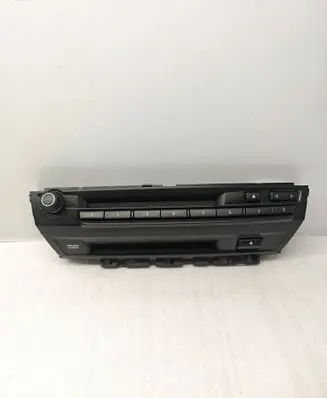 Multifunctional control switch/knob