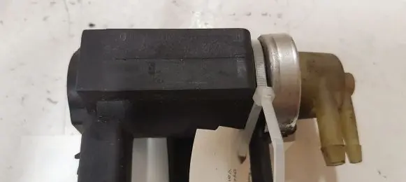 Peugeot 307 Turbo solenoid valve 70163300 9661960380