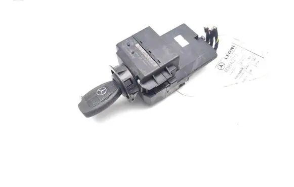 Mercedes-Benz Vito Viano W639 Ignition lock A6399002201 3300231302