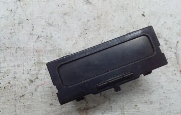 Renault Scenic I Screen/display/small screen P8200028364A