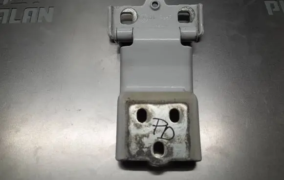 Citroen Jumper Loading door lower hinge 
