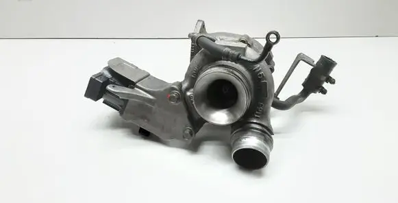 BMW 1 E82 E88 Turbo 724779 K006T50172