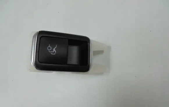 Mercedes-Benz E W212 Tailgate opening switch A2129059300