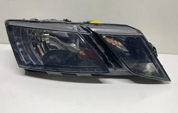 Skoda Octavia Mk3 (5E) Headlight/headlamp 5E1941016C