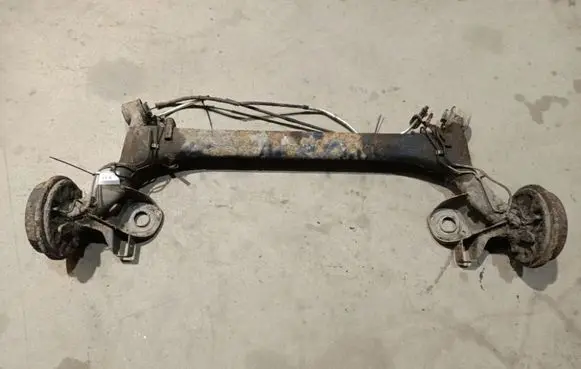 Volkswagen Polo IV 9N3 Rear subframe 