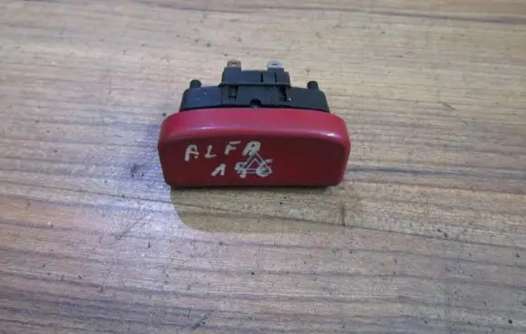 Alfa Romeo 156 Hazard light switch