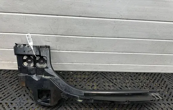 BMW 3 G20 G21 Rear bumper mounting bracket 7469365 15857711