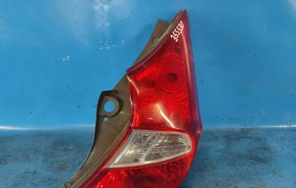 Hyundai Accent V Boot/trunk interior light 924021R210