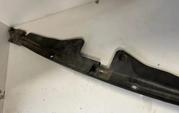 Radiator trim