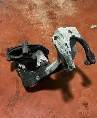 Citroen C5 Front wheel hub spindle knuckle