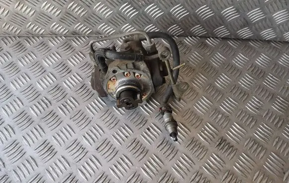 Toyota Corolla Verso AR10 Fuel injection high pressure pump 221000R020 HU2940000304