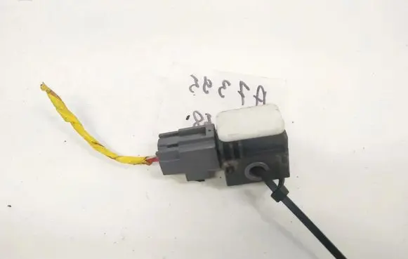 Hyundai Santa Fe Airbag deployment crash/impact sensor 959202B000 95920-2B000