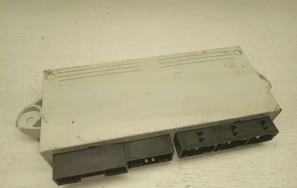 BMW 7 E65 E66 Door central lock control unit/module 61356958449