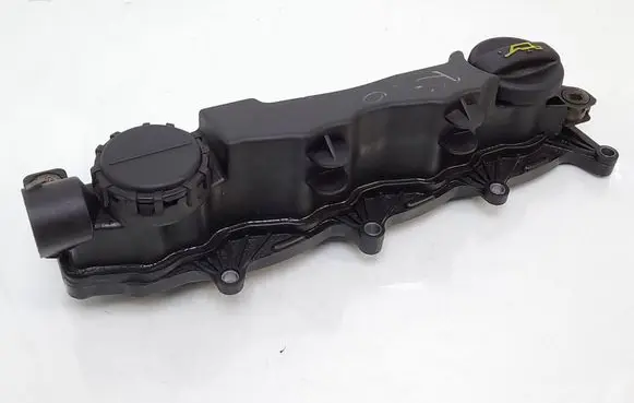Peugeot 308 Rocker cam cover 9660281080