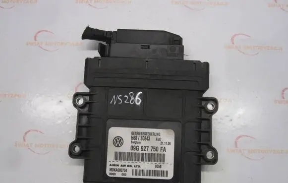 Volkswagen Golf V Gearbox control unit/module 09G927750FA