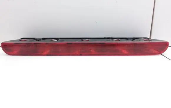 Citroen C5 Third/center stoplight S302E25048 3802