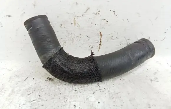 Toyota RAV 4 (XA30) Engine coolant pipe/hose