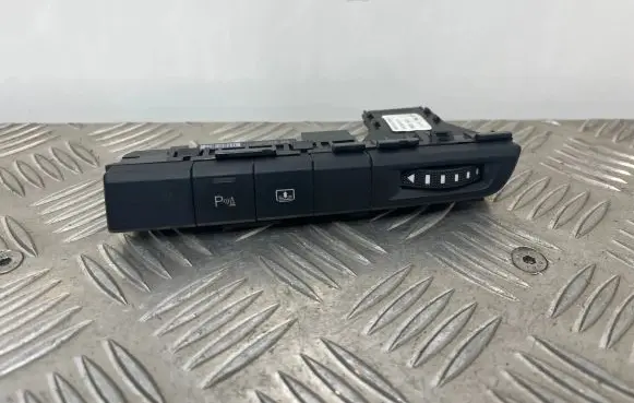 Audi A8 S8 D4 4H Parking (PDC) sensor switch 4H1959674 4H0820911A