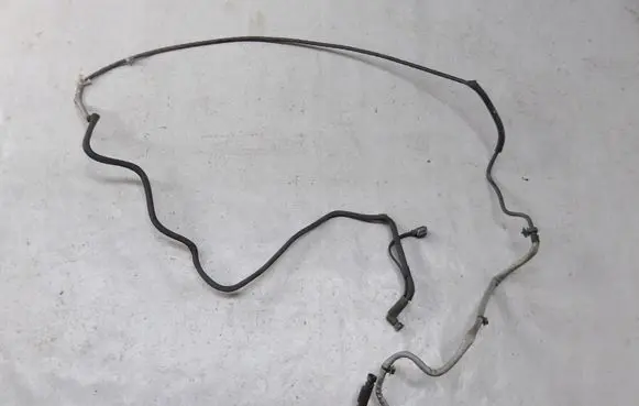 Opel Grandland X Fuel line pipe