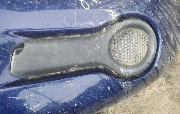 Opel Agila B Front bumper lower grill