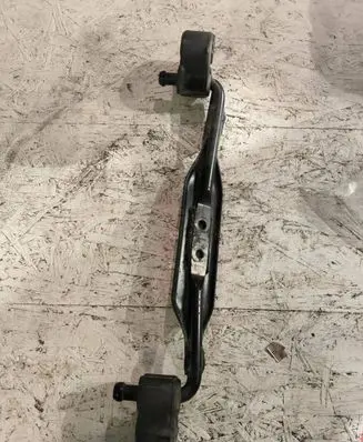 Lexus RX 450H Muffler mount bracket/holder 