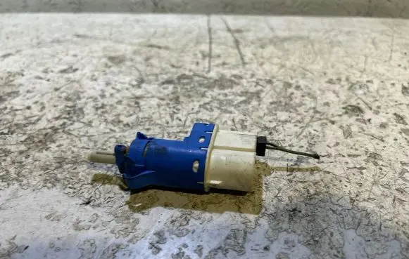 Ford Mondeo MK IV Brake pedal sensor switch 3M5T9C872AC