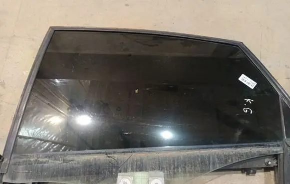 Audi A6 S6 C6 4F Rear door window glass AS2