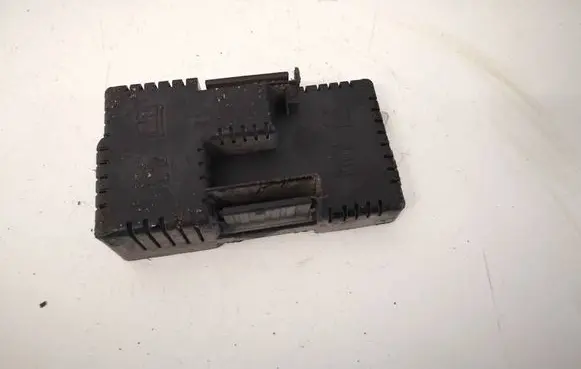 Volvo V70 Fuse box cover 6G9T14C507AB