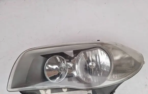 BMW 1 E81 E87 Headlight/headlamp 