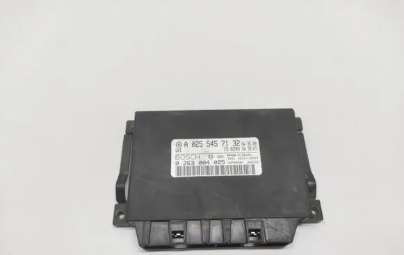 Mercedes-Benz E W211 Parking PDC control unit/module A0255457132 0263004025 033M098M