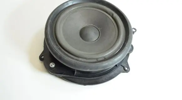 Audi A8 S8 D3 4E Front door speaker 4E003541101S