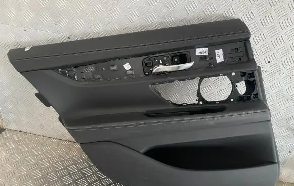 BMW 7 G11 G12 Rear door card panel trim G946859