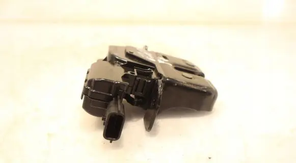 Renault Clio IV Tailgate/trunk/boot lock/catch/latch