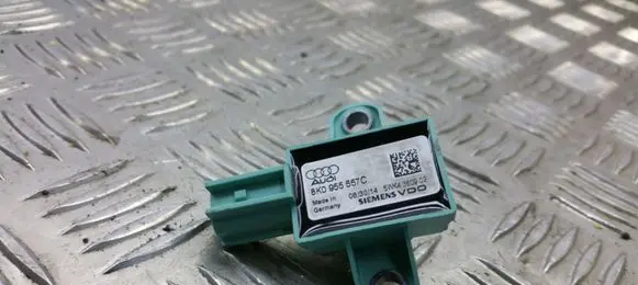 Audi A4 S4 B8 8K Airbag deployment crash/impact sensor 8K0955557C