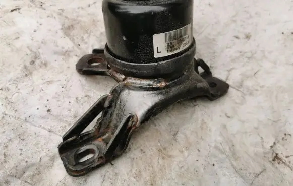 Land Rover Evoque I Engine mount bracket BJ326F012AB G3046001
