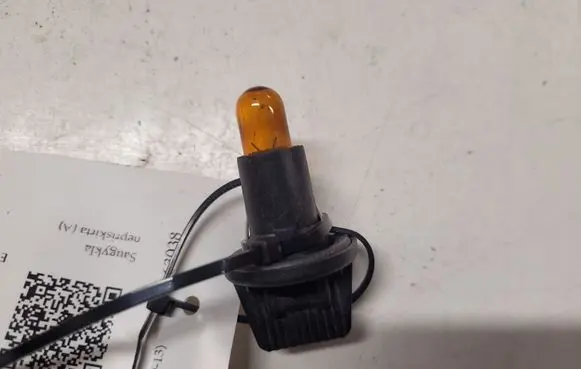 Volvo C30 Headlight/headlamp bulb 