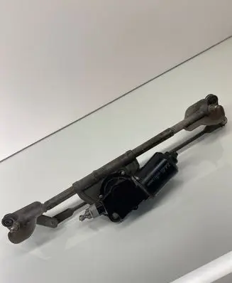 Suzuki Liana Front wiper linkage and motor 1592005593