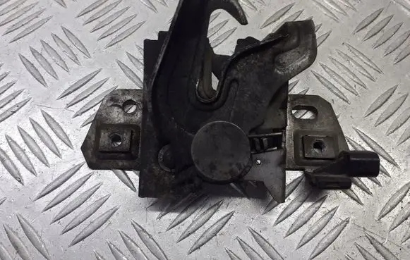 Volvo V50 Engine bonnet/hood lock/latch loop/hook 30716530