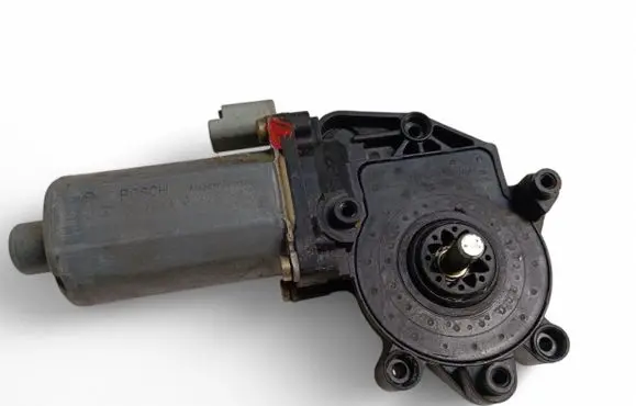 Citroen Xsara Picasso Front door window regulator motor 0130821900
