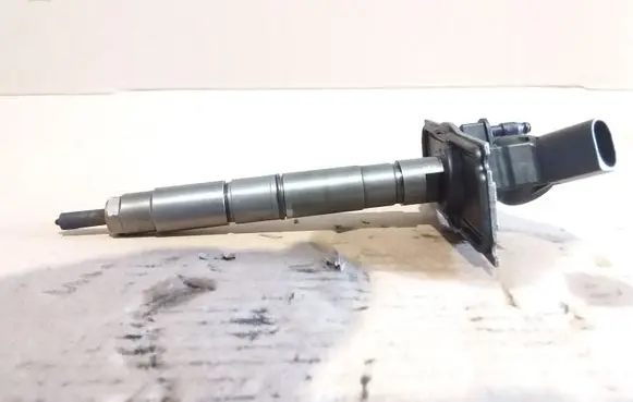 Audi A6 S6 C6 4F Fuel injector 059130277BD