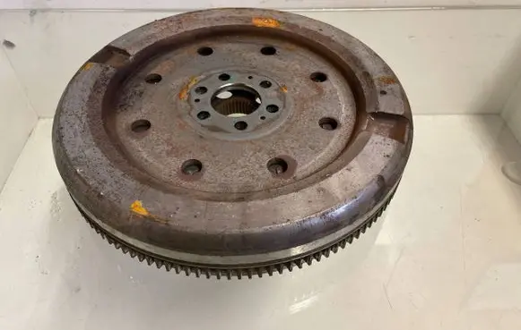 Audi Q2 - Flywheel 04L105266AD 260819 0020885
