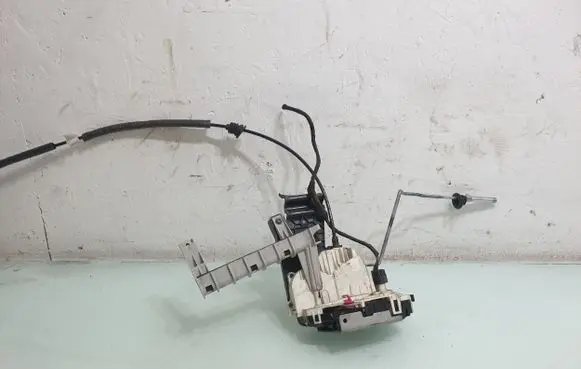 Dodge Durango III Rear door lock P04589923AG