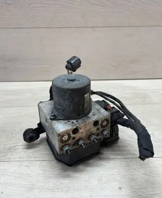 Volkswagen Sharan ABS Pump 7N0614109P 17618879 54085823M